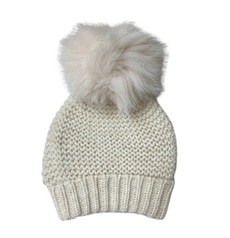 Vista de Gorro Fur beige