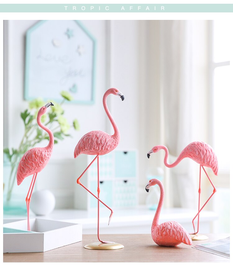 Vista de Flamingo Fabulous agachado